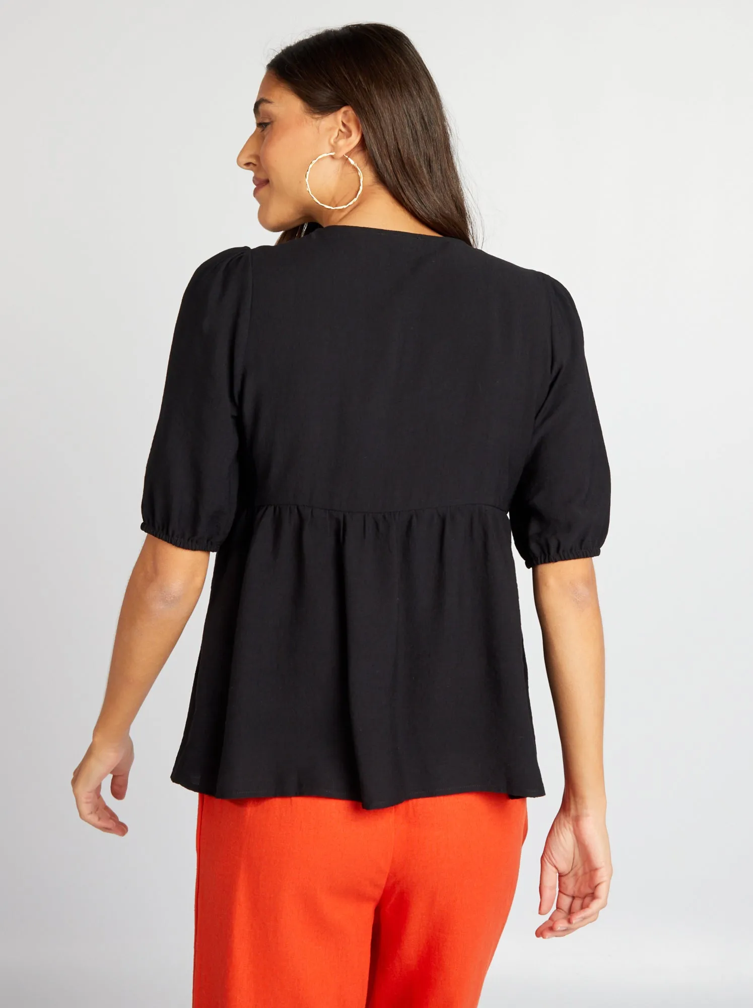 Blusa a sbuffo corta con fiocchi - nero