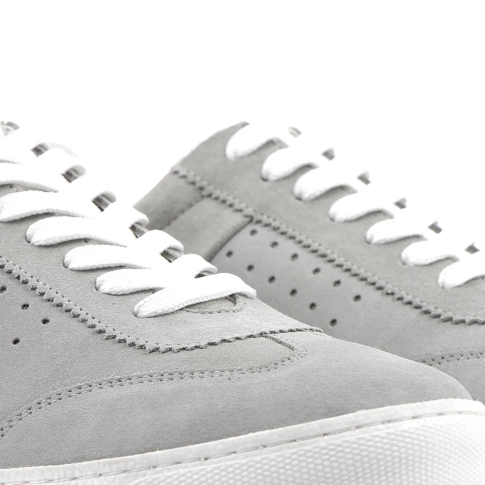 Sneakers grigie da uomo con lacci