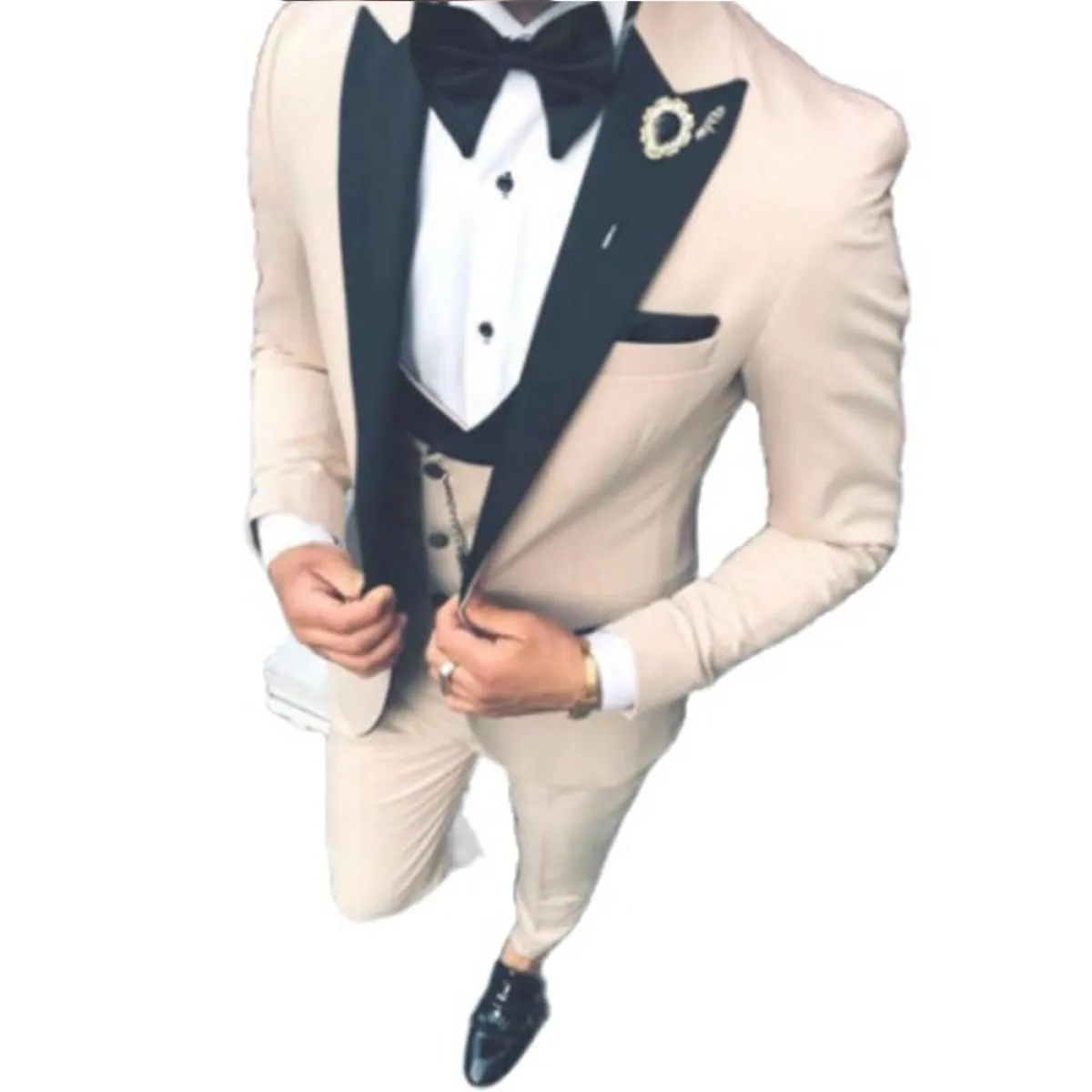 Ultimo costume di moda con risvolto a lancia Giacca da uomo Giacca da sposo Ballo nuziale Abito da lavoro 3 pezzi Slim Fit Tuxed