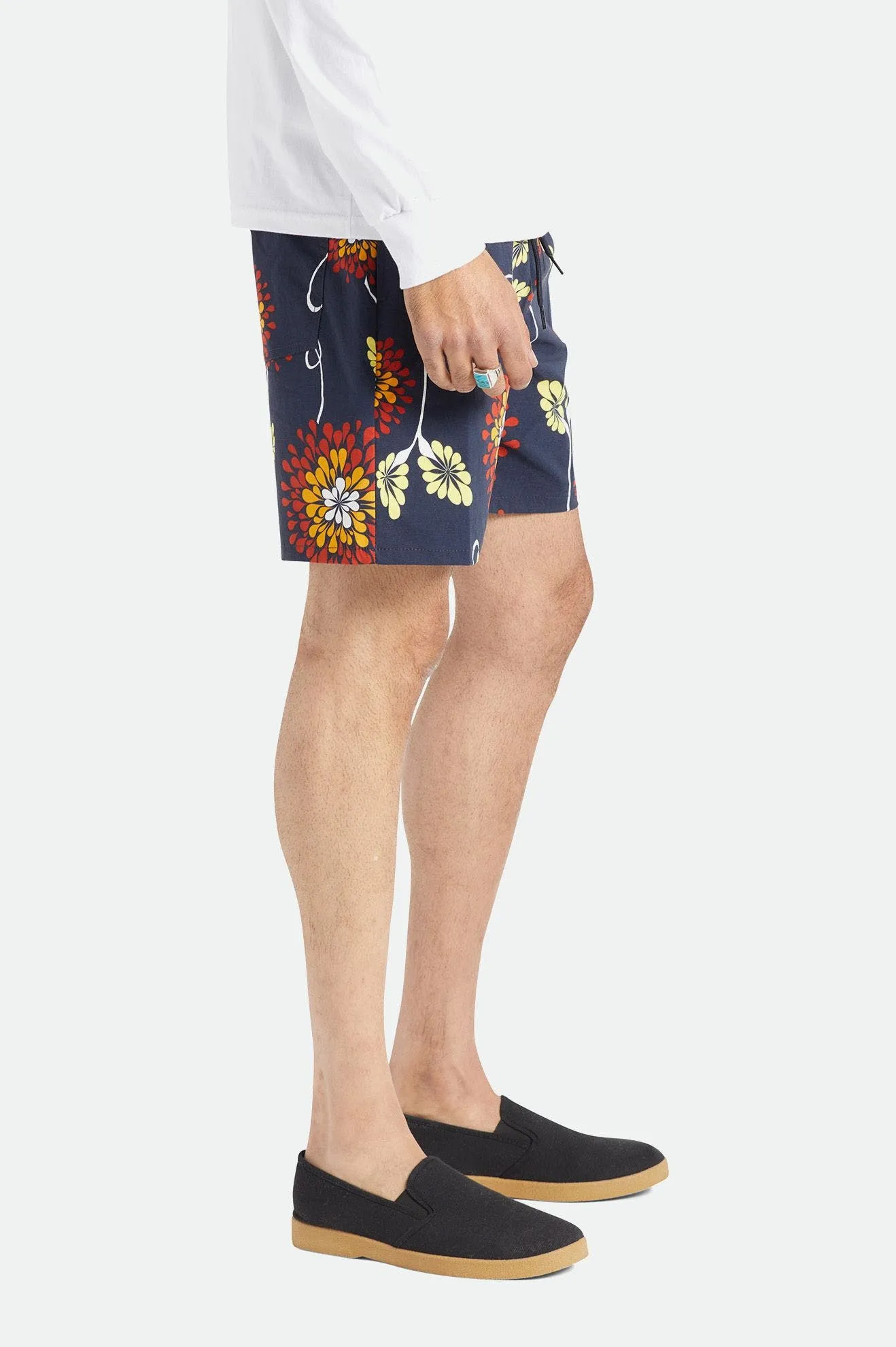 VOYAGE SHORT - NAVY GARDEN FLORAL, 16